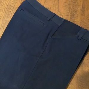 Old Navy Maternity Pixie Side Panel Navy Size 10